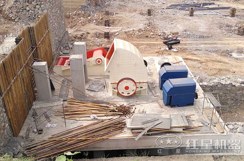 1615重錘破碎機參數(shù)_產(chǎn)量是多少？